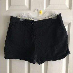 Black crown and ivy shorts